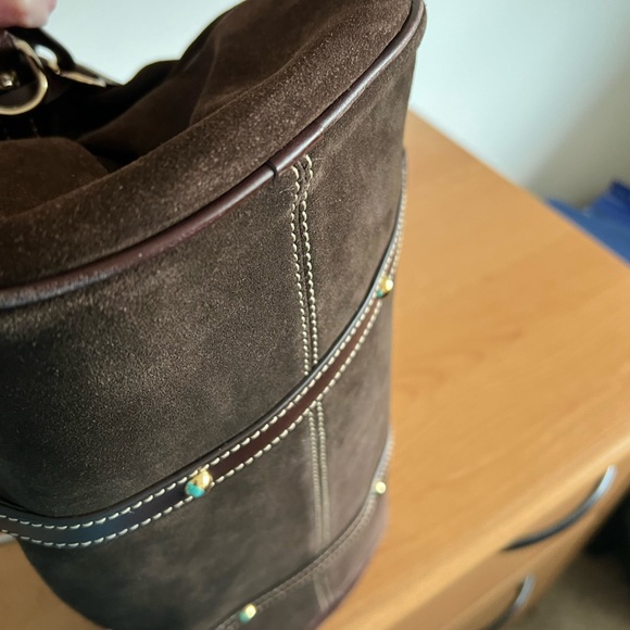 Dooney & Bourke iconic Satchel in Suede, iconic color, good used condition - Picture 8 of 11